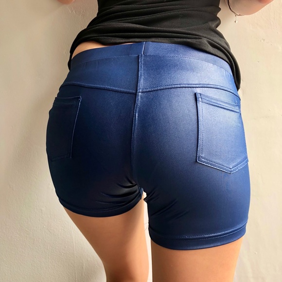 🎉SALE🎉 NWOT Navy Blue Shorts - Picture 5 of 5